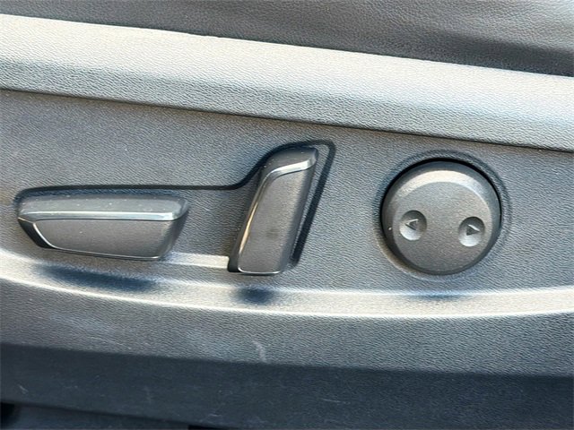 Used 2021 INFINITI QX50 Essential w/ Convenience Package image 26