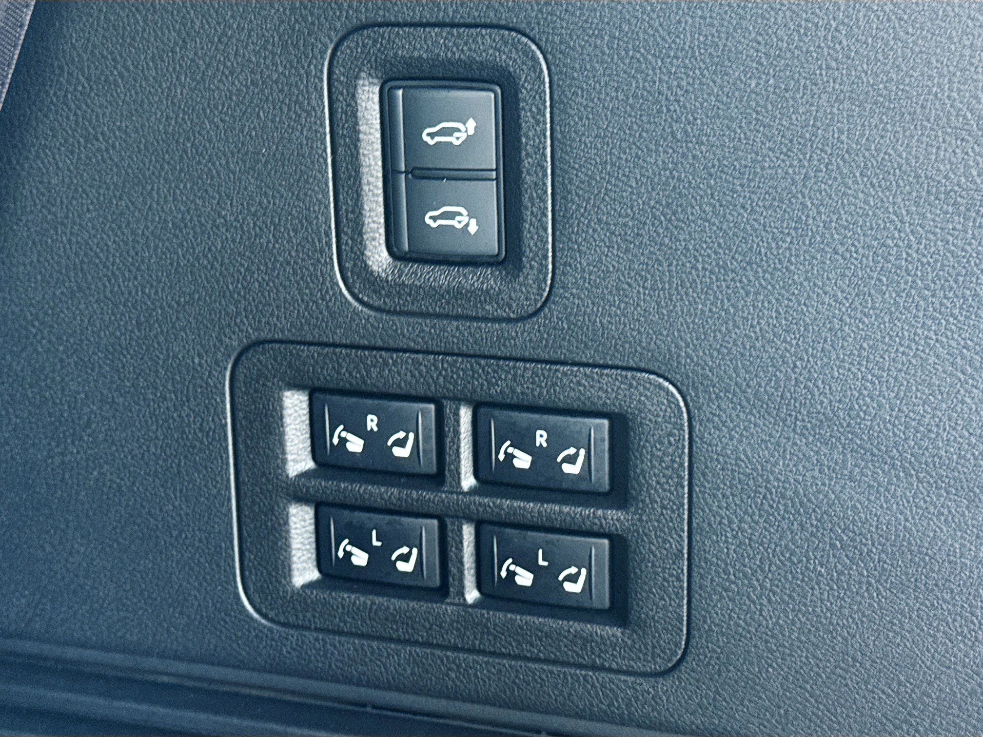 Used 2026 INFINITI QX80 4WD image 13