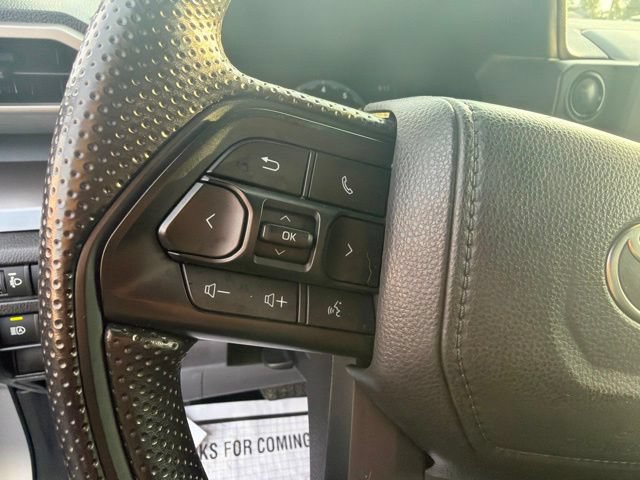 Used 2025 Toyota Tacoma SR5 AWD/4WD image 14