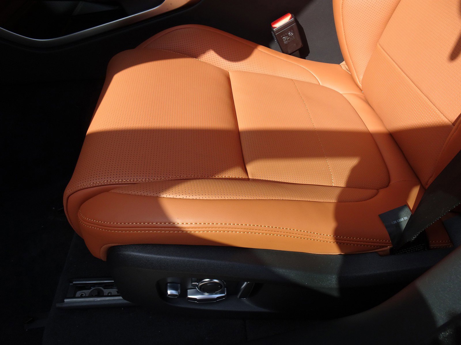 New 2025 Jaguar F-PACE R-Dynamic S image 18