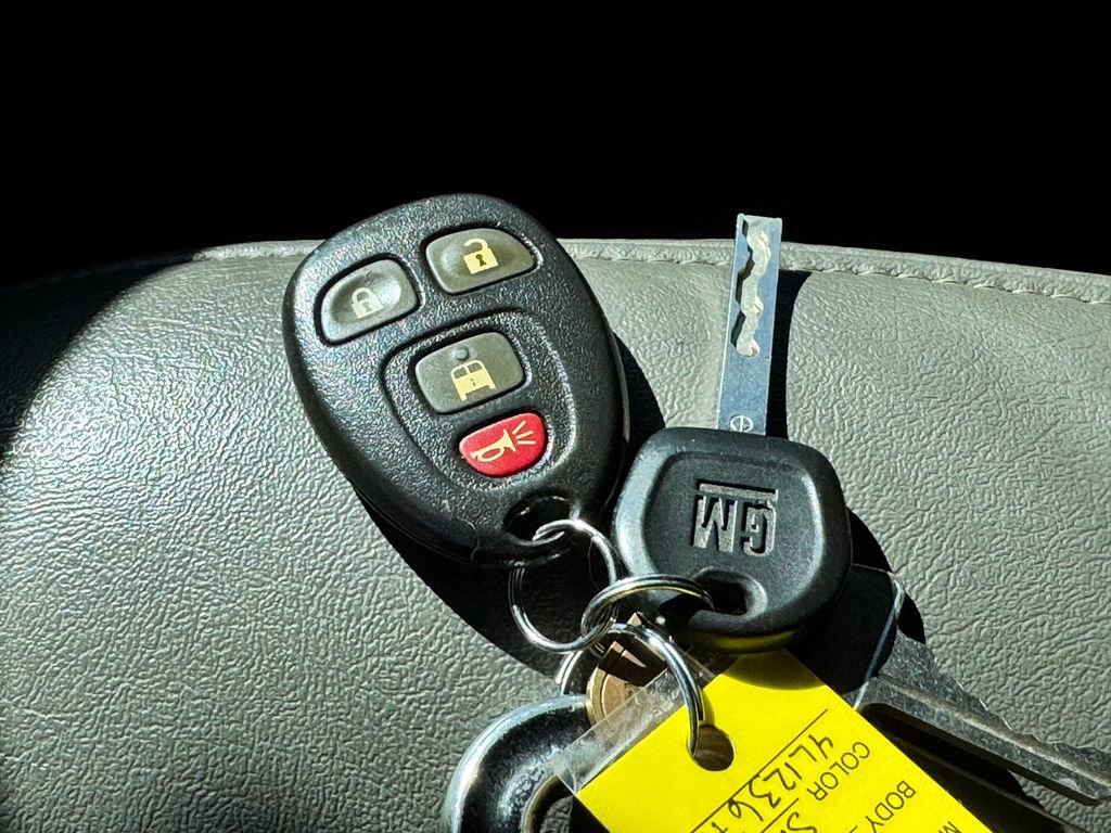 Used 2020 GMC Savana 3500 w/ Driver Convenience Package image 33