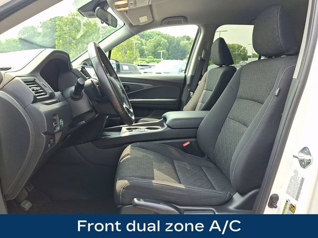 Used 2025 Honda Ridgeline Sport image 2