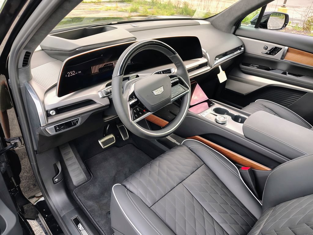 New 2027 Cadillac Vistiq Premium Luxury AWD/4WD image 20