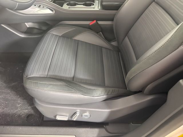 New 2025 Lincoln Nautilus Reserve w/ Jet Appearance Package image 15