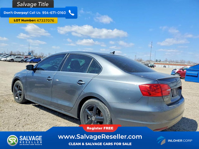 Used 2014 Volkswagen Jetta SE FWD image 3