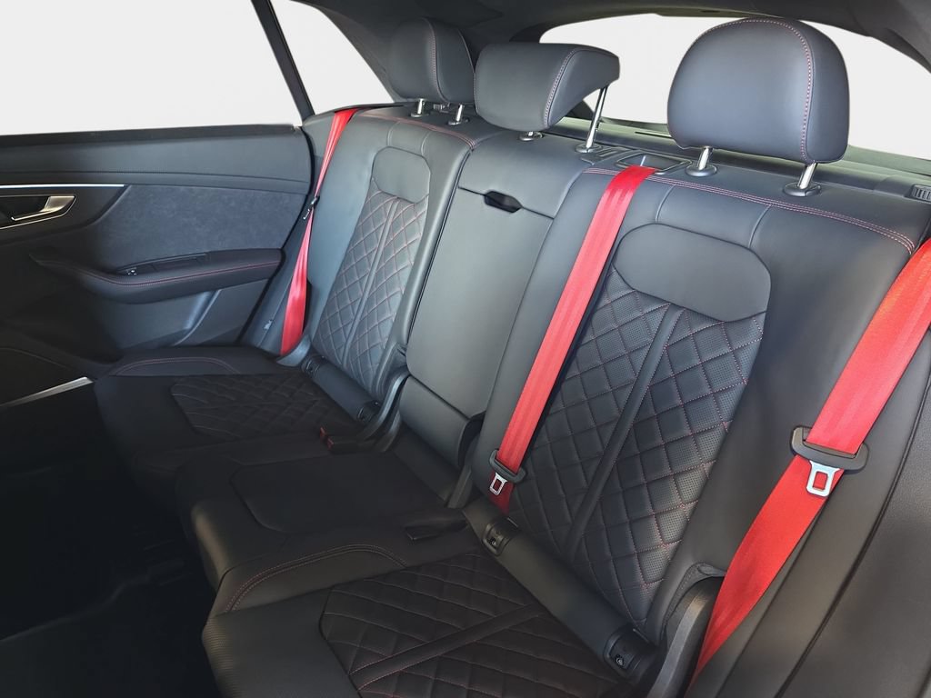 New 2026 Audi SQ8 Prestige AWD/4WD image 13