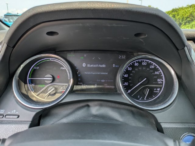 Used 2020 Toyota Camry XLE FWD image 12