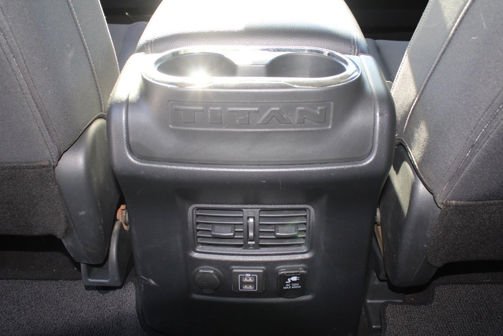 Used 2019 Nissan Titan SV w/ SV Convenience Package image 35