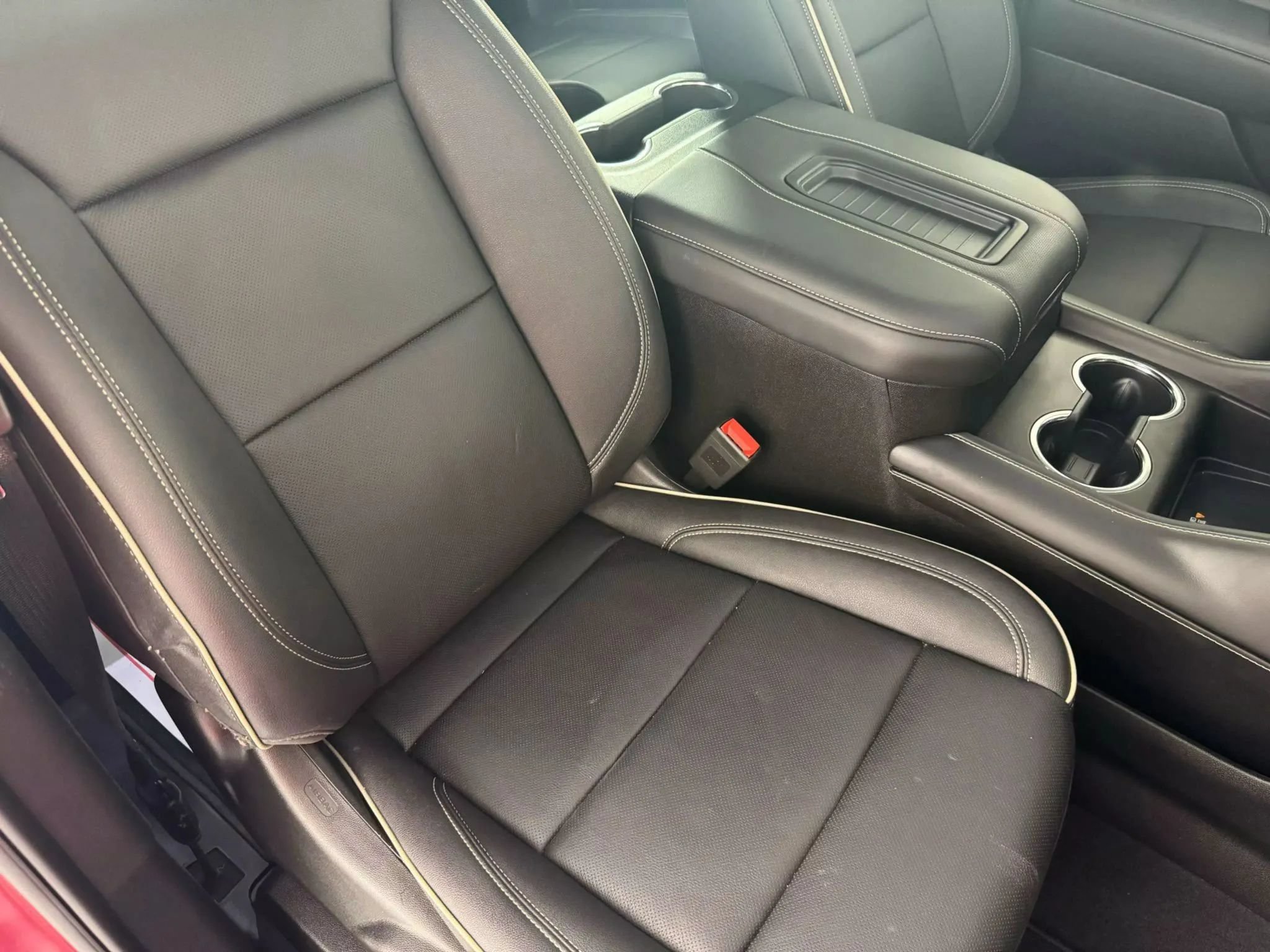 Used 2023 GMC Yukon SLT w/ SLT Luxury Package AWD/4WD image 39