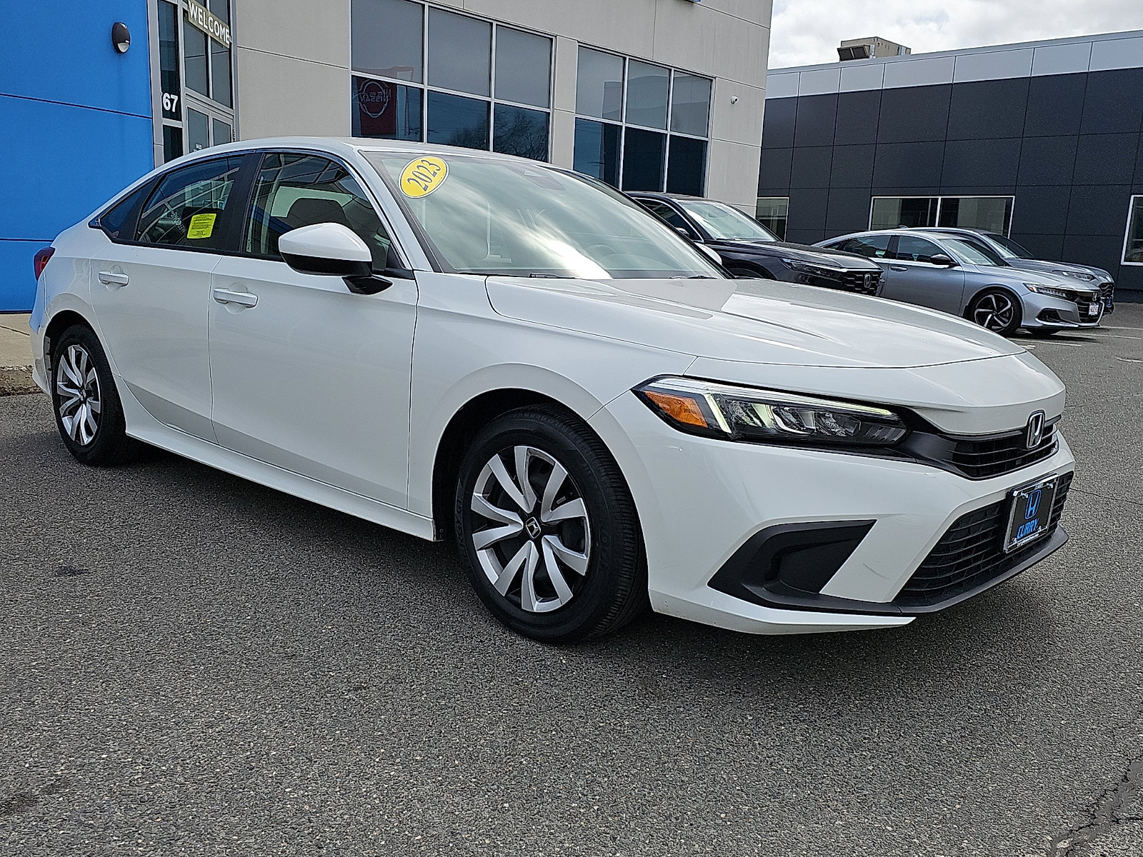 Used 2023 Honda Civic LX image 3