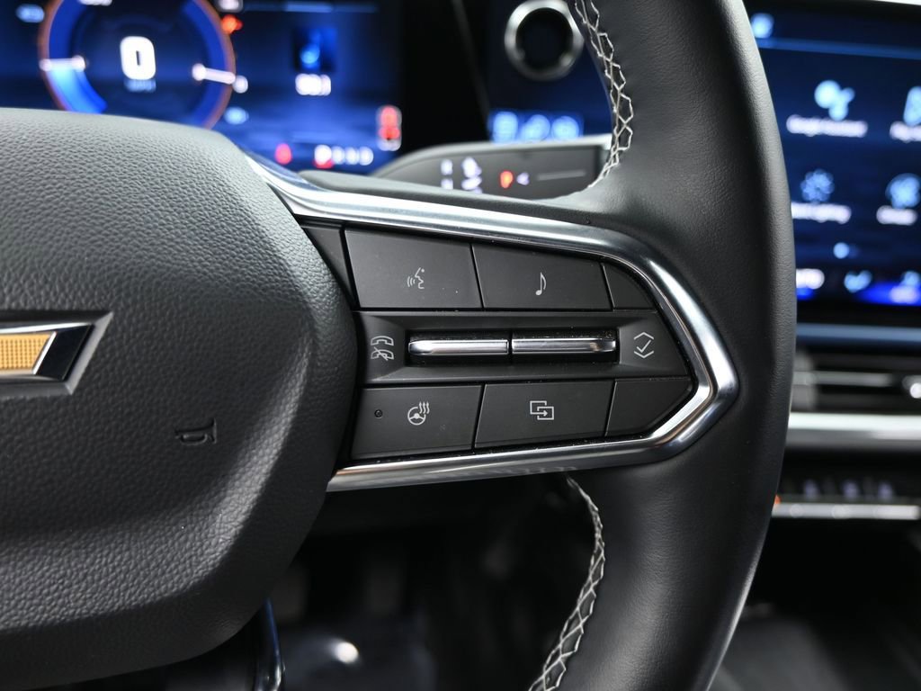 Used 2025 Chevrolet Equinox EV LT w/ Convenience Package image 27