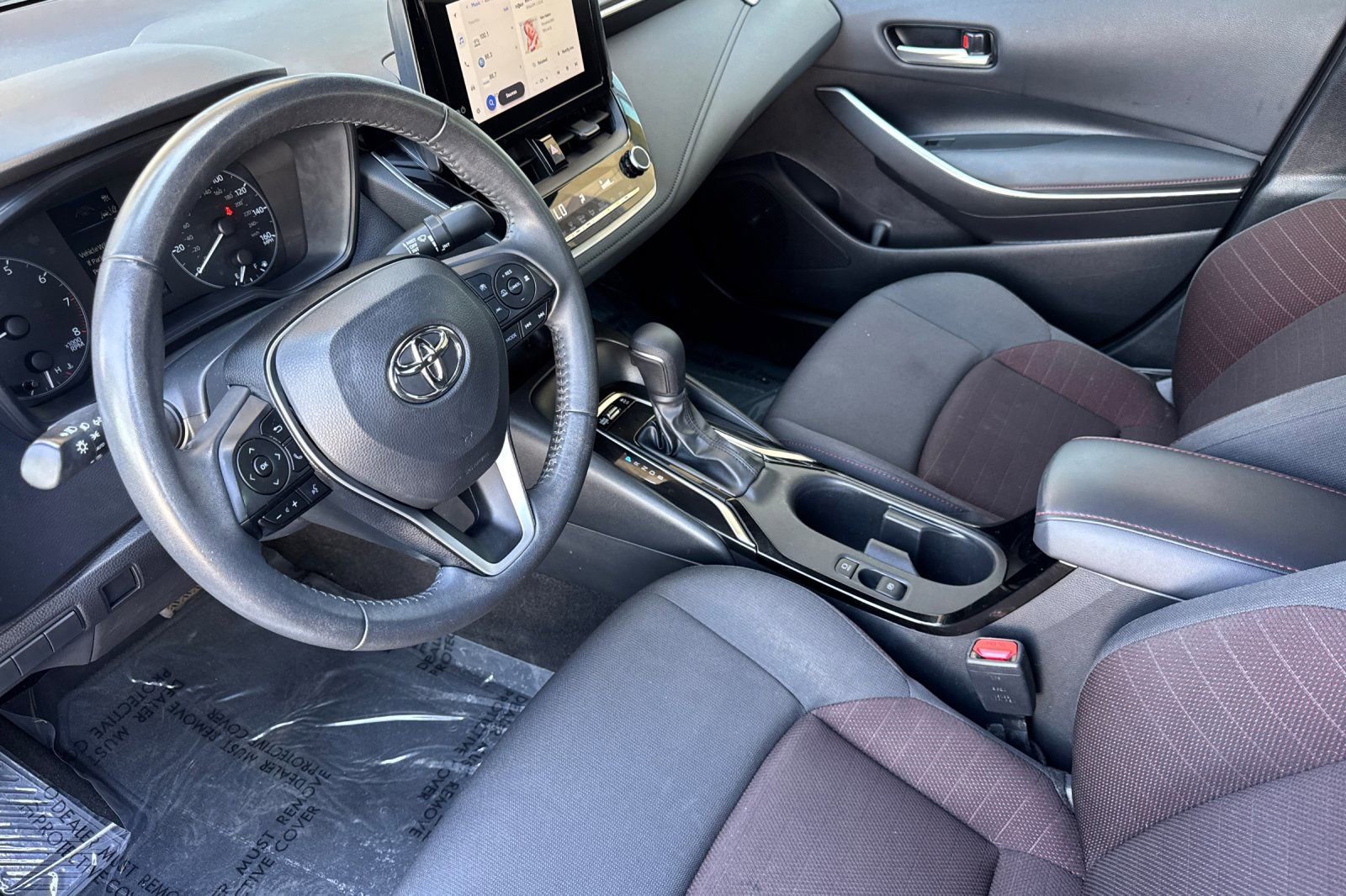 Used 2023 Toyota Corolla SE w/ SE Premium Package FWD image 11