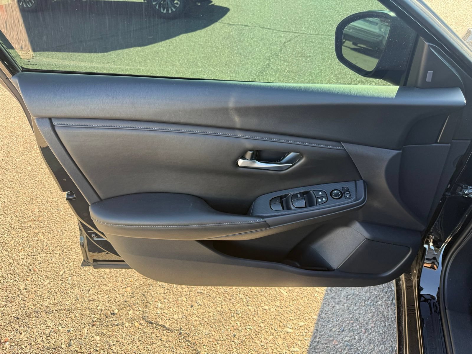 Used 2024 Nissan Sentra SV FWD image 15