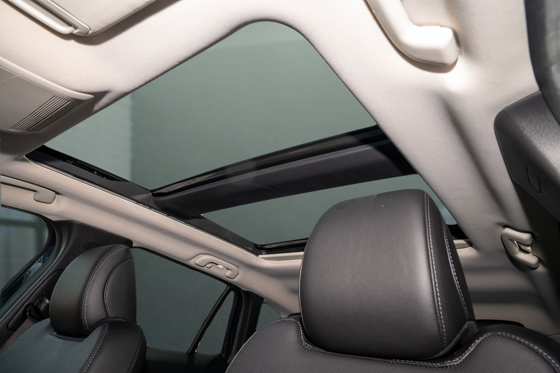 Used 2025 MAZDA CX-50 2.5 Hybrid w/ Premium Plus Pkg image 30