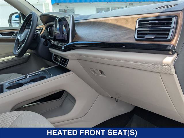 Used 2024 Volkswagen Atlas SE AWD/4WD image 23