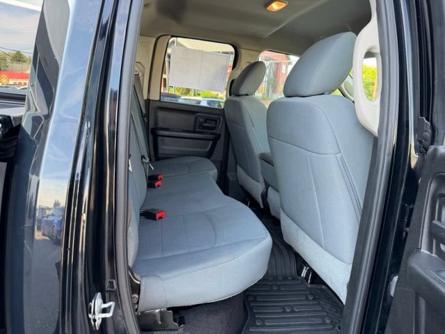 Used 2019 RAM 1500 Express AWD/4WD image 16