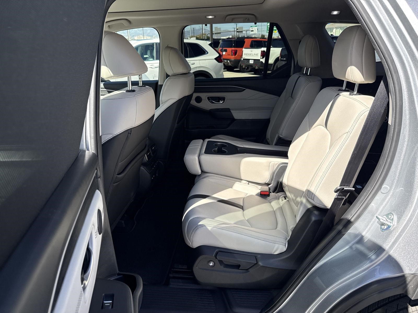 Certified 2026 Honda Pilot Touring image 18