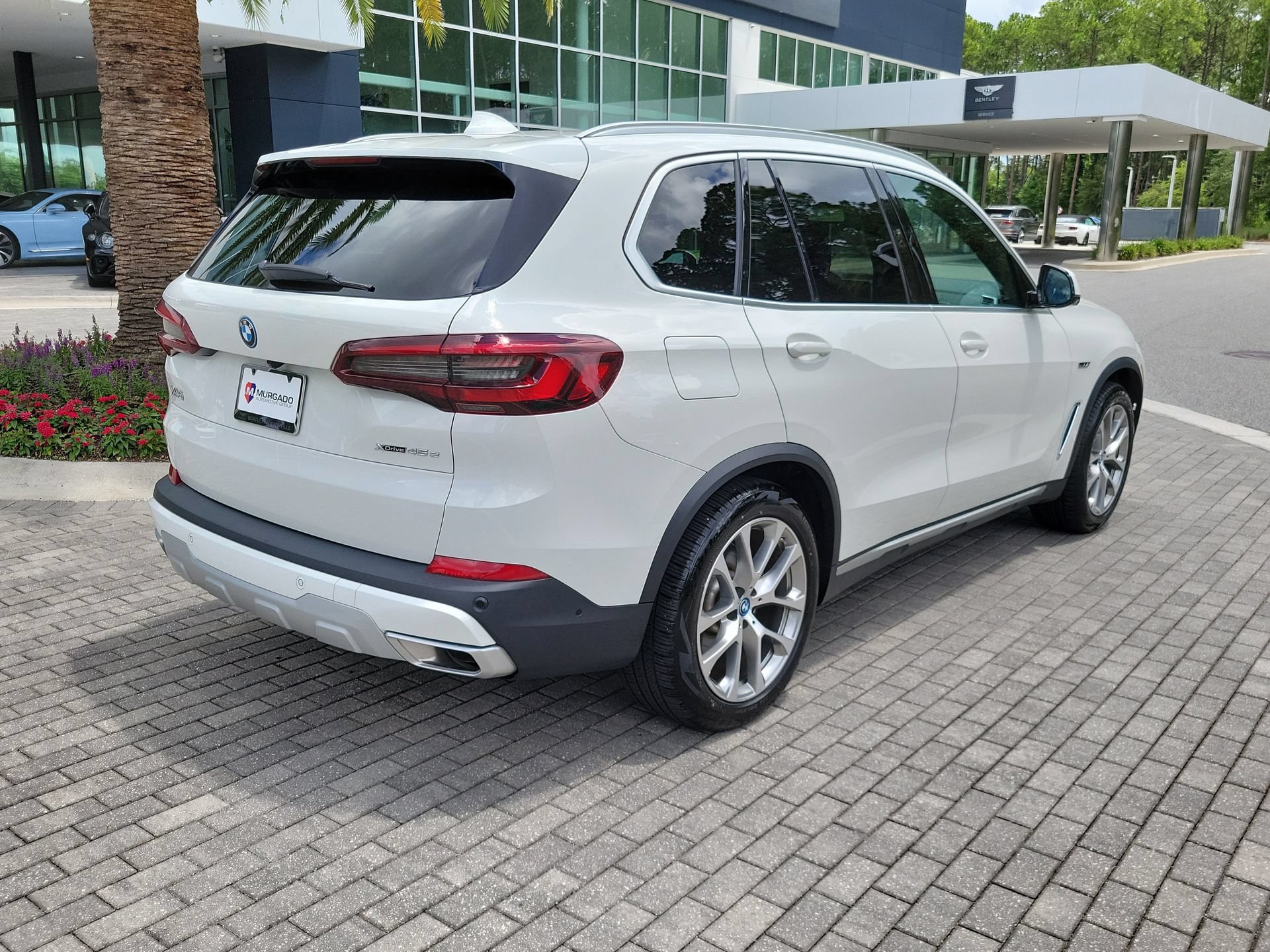 Used 2023 BMW X5 xDrive45e w/ Climate Comfort Package AWD/4WD image 5