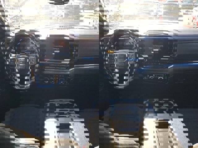 Used 2024 GMC Sierra 1500 SLE image 13