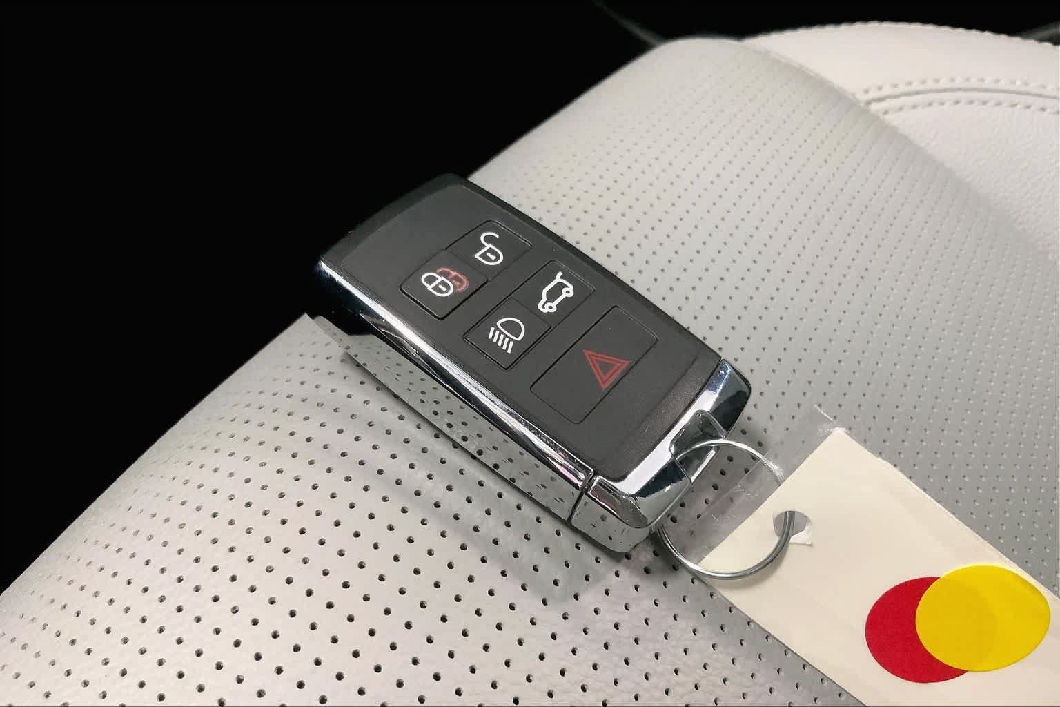 Used 2022 Jaguar E-PACE 300 Sport AWD/4WD image 18