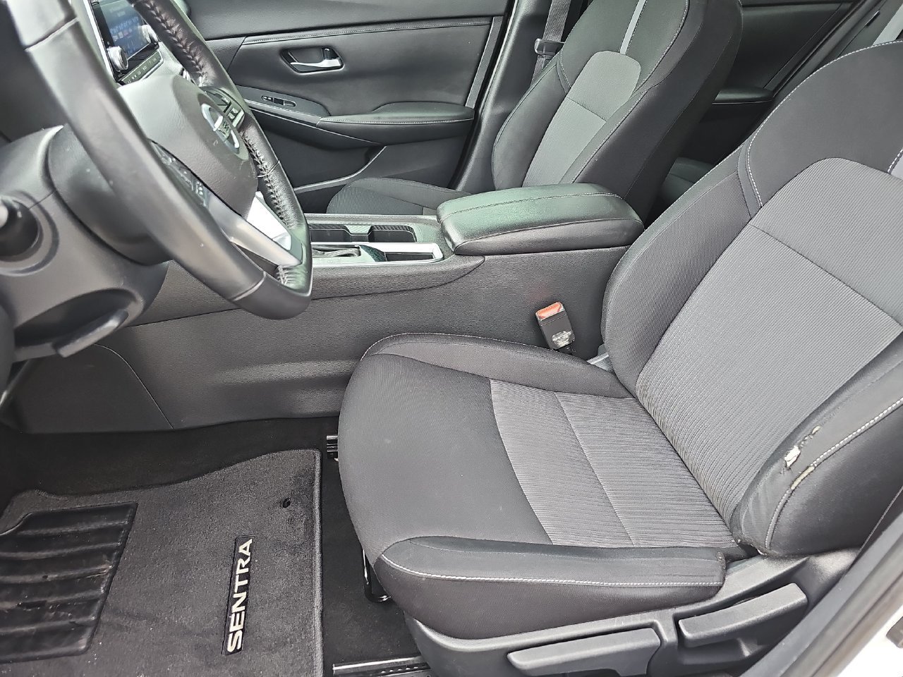 Used 2021 Nissan Sentra SV FWD image 18