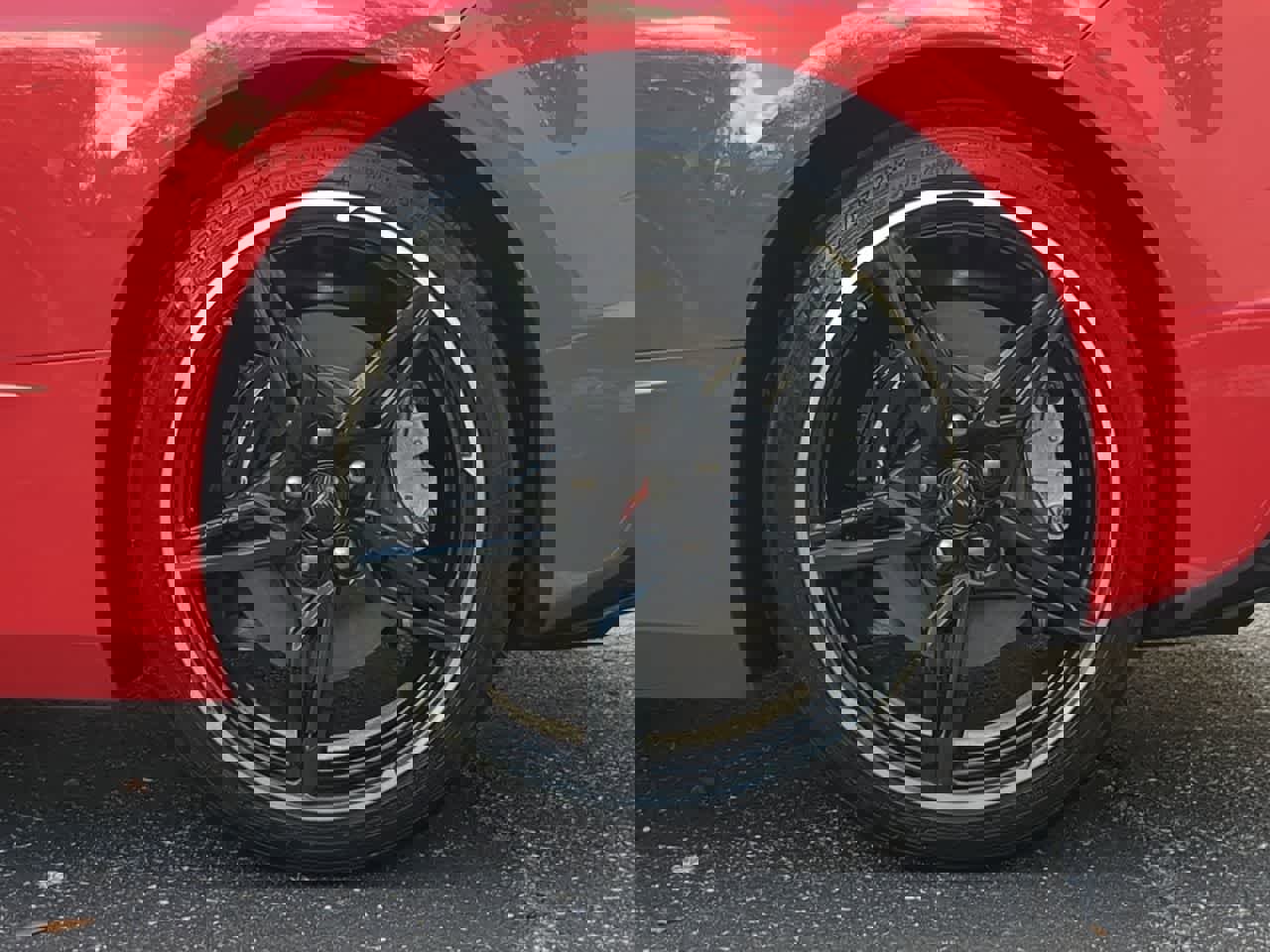 Used 2024 Chevrolet Corvette Stingray Coupe w/ 1LT image 13