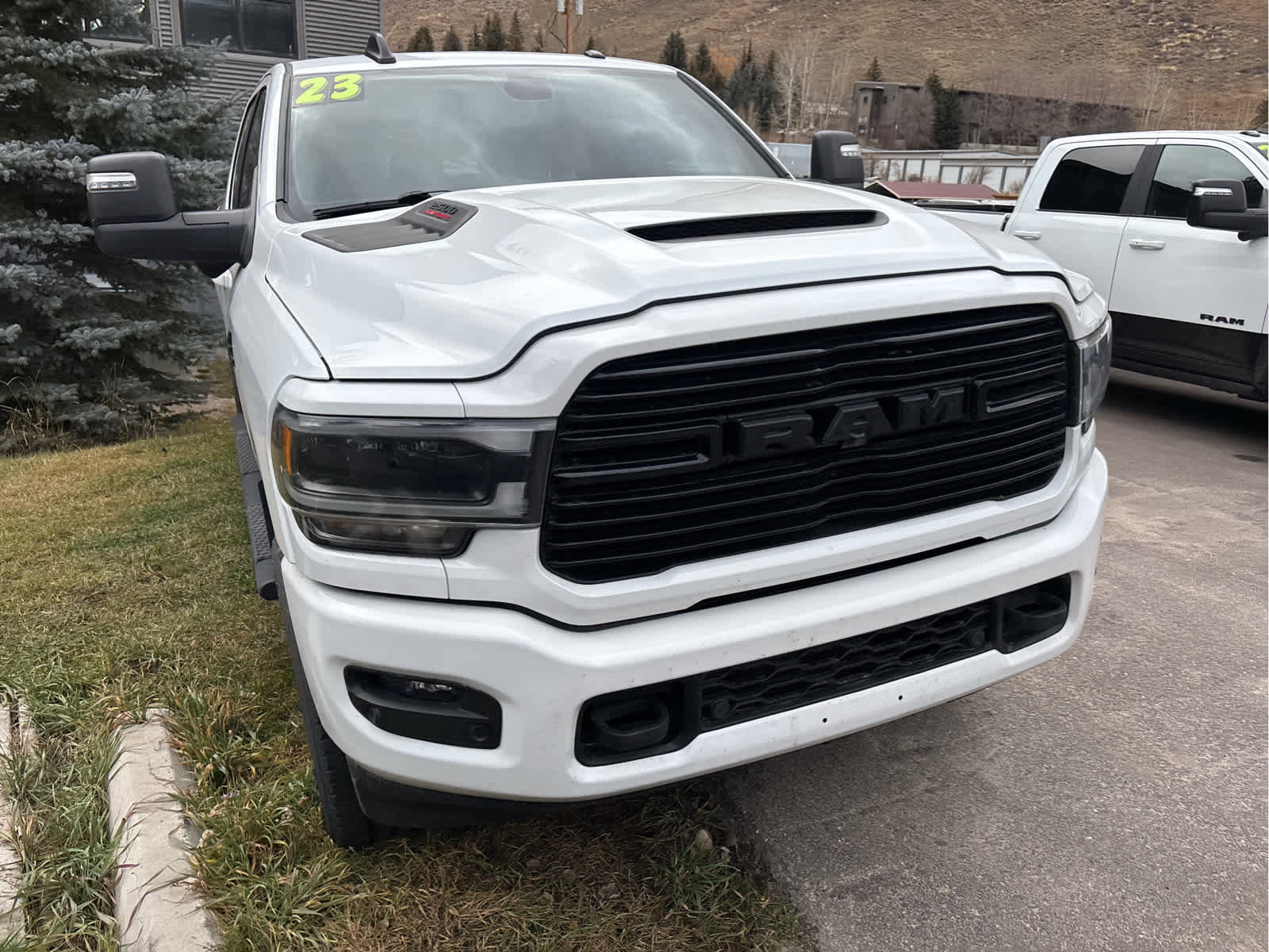 Used 2023 RAM 2500 Laramie w/ Night Edition image 12