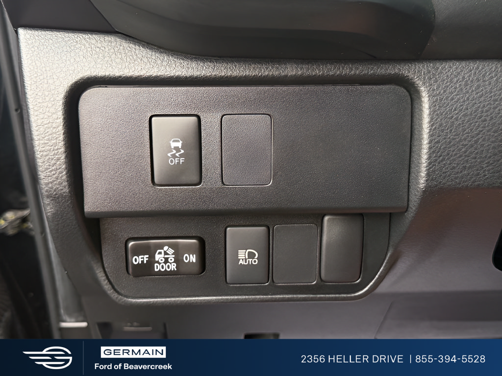 Used 2022 Toyota Tacoma SR w/ SR Convenience Package RWD image 21