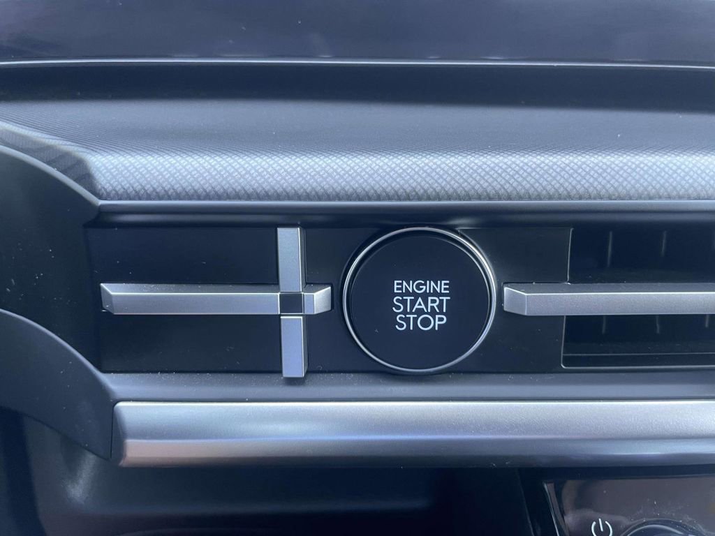 Certified 2026 Hyundai Santa Fe SEL FWD image 24