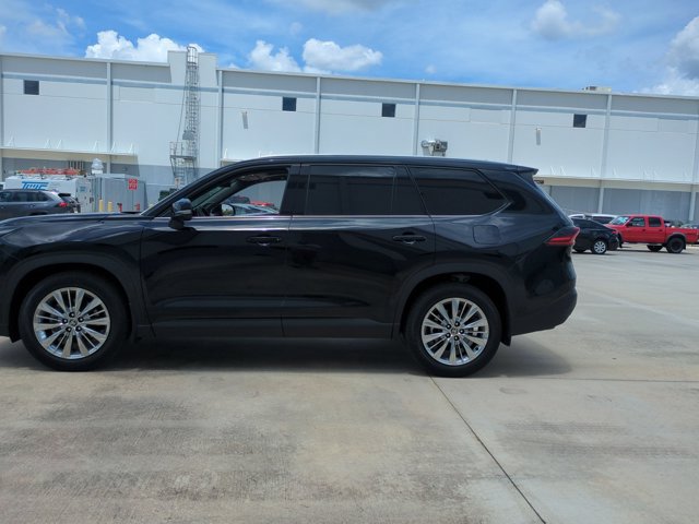 Used 2025 Toyota Grand Highlander AWD image 8