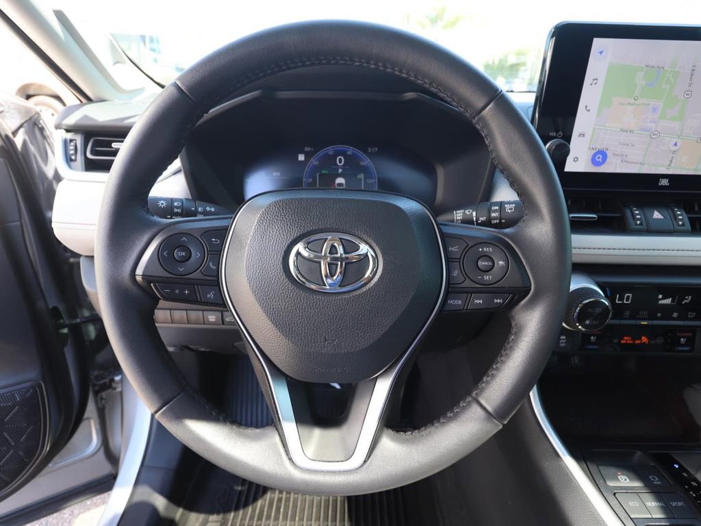 Used 2024 Toyota RAV4 Limited image 17