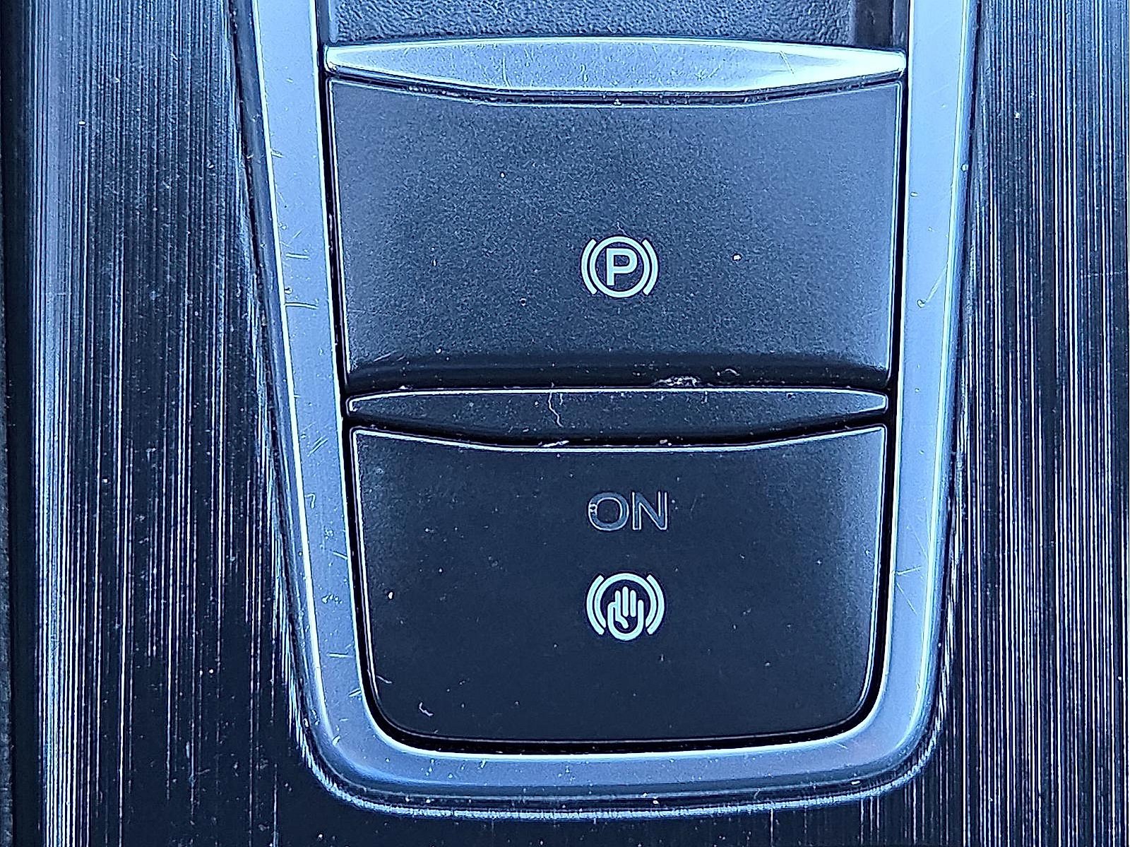 Used 2024 Ford Escape ST-Line image 19