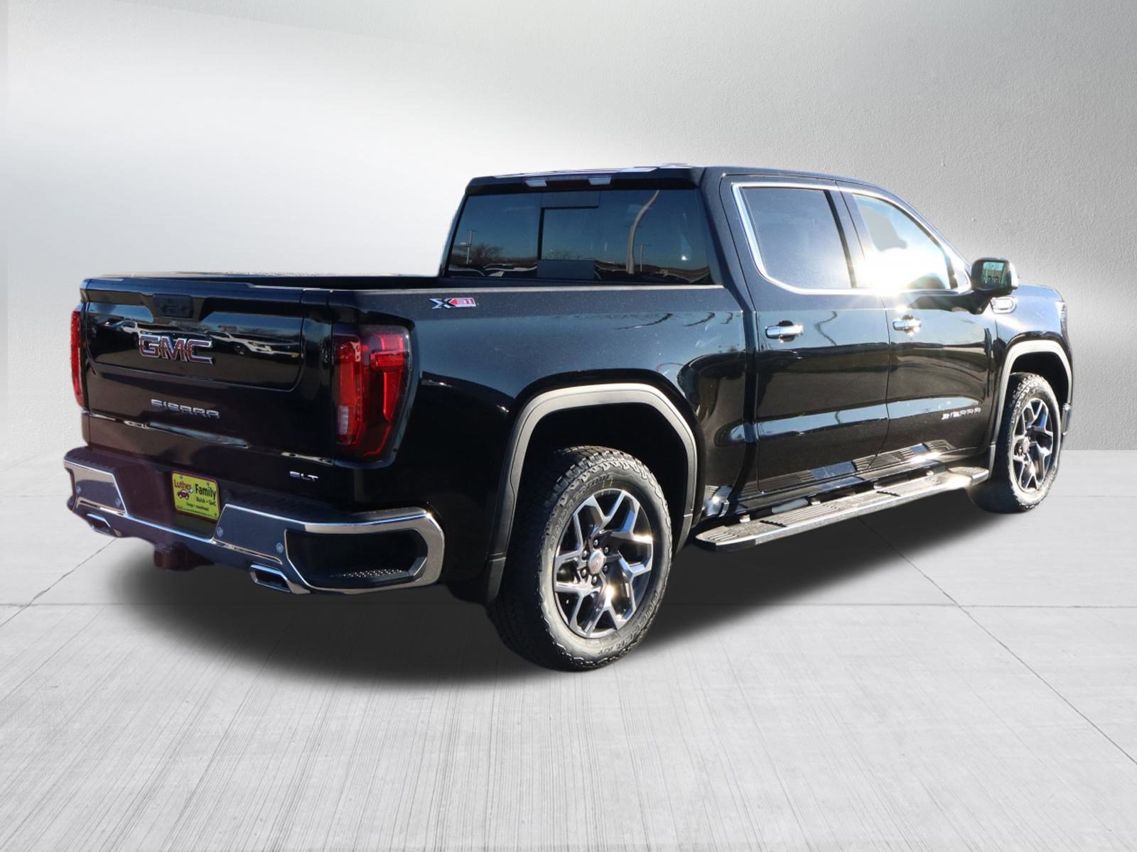New 2026 GMC Sierra 1500 SLT w/ SLT Premium Plus Package image 7