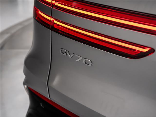 New 2026 Genesis GV70 3.5T Sport Prestige AWD/4WD image 15