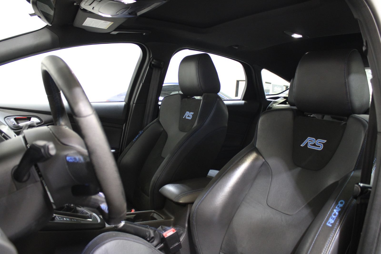Used 2017 Ford Focus RS AWD/4WD image 22