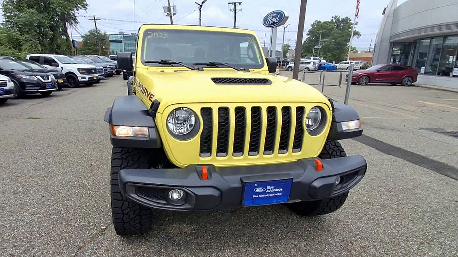 Used 2023 Jeep Gladiator Mojave image 3