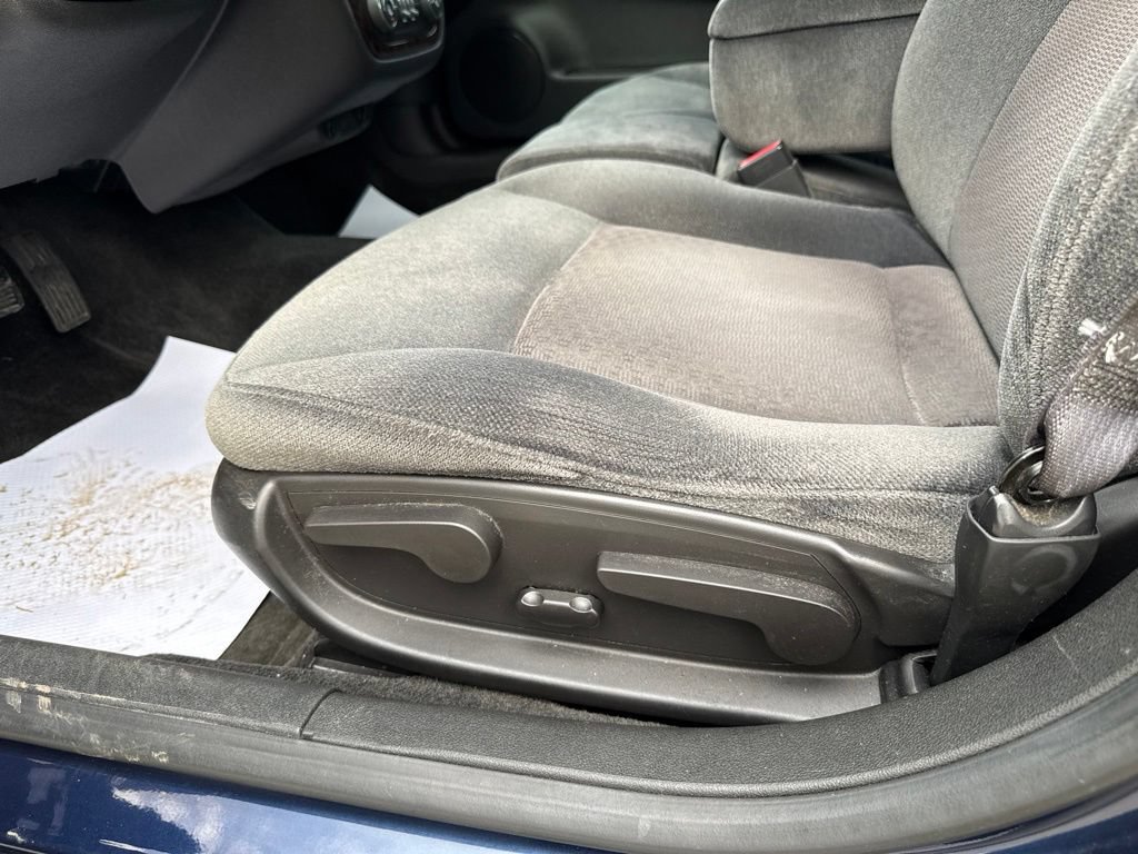 Used 2012 Chevrolet Impala LT FWD image 24