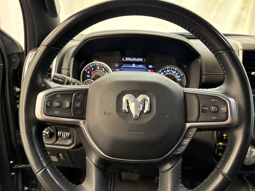 Used 2023 RAM 1500 Laramie AWD/4WD image 15