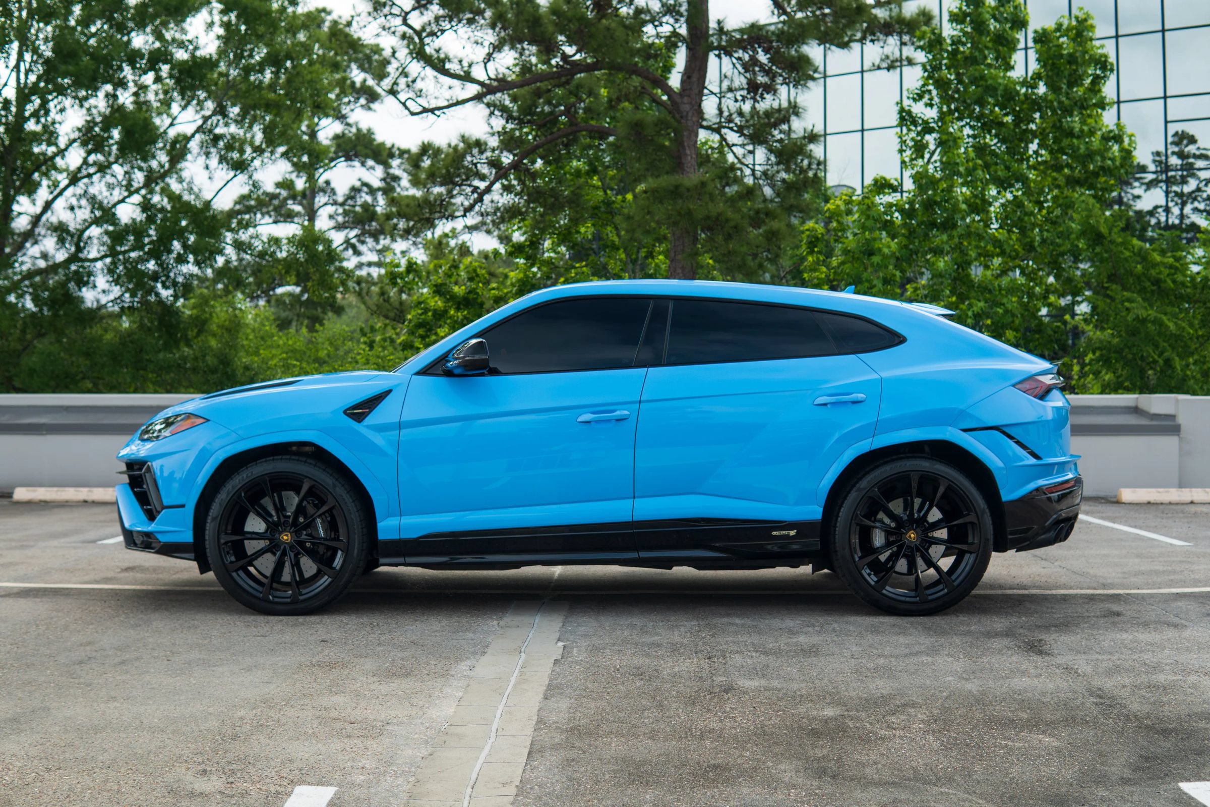 Used 2024 Lamborghini Urus S AWD/4WD image 4