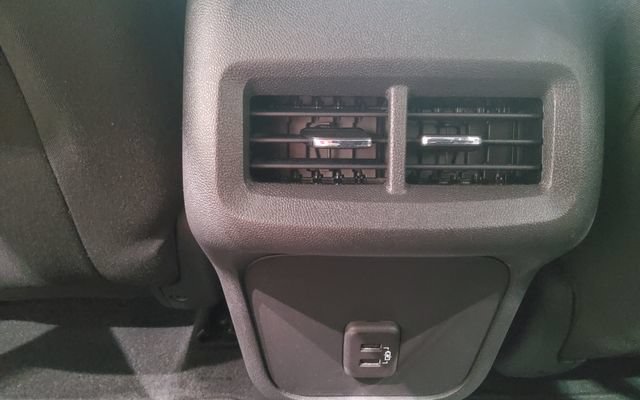 Used 2023 Chevrolet Equinox LS FWD image 21