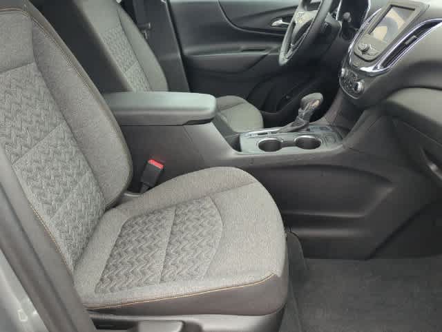 Used 2023 Chevrolet Equinox LT AWD/4WD image 21