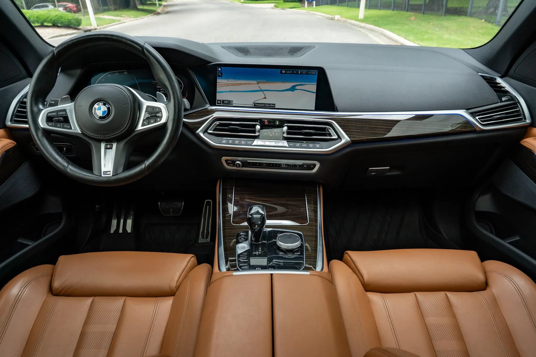 Used 2019 BMW X5 xDrive40i w/ M Sport Package AWD/4WD image 18