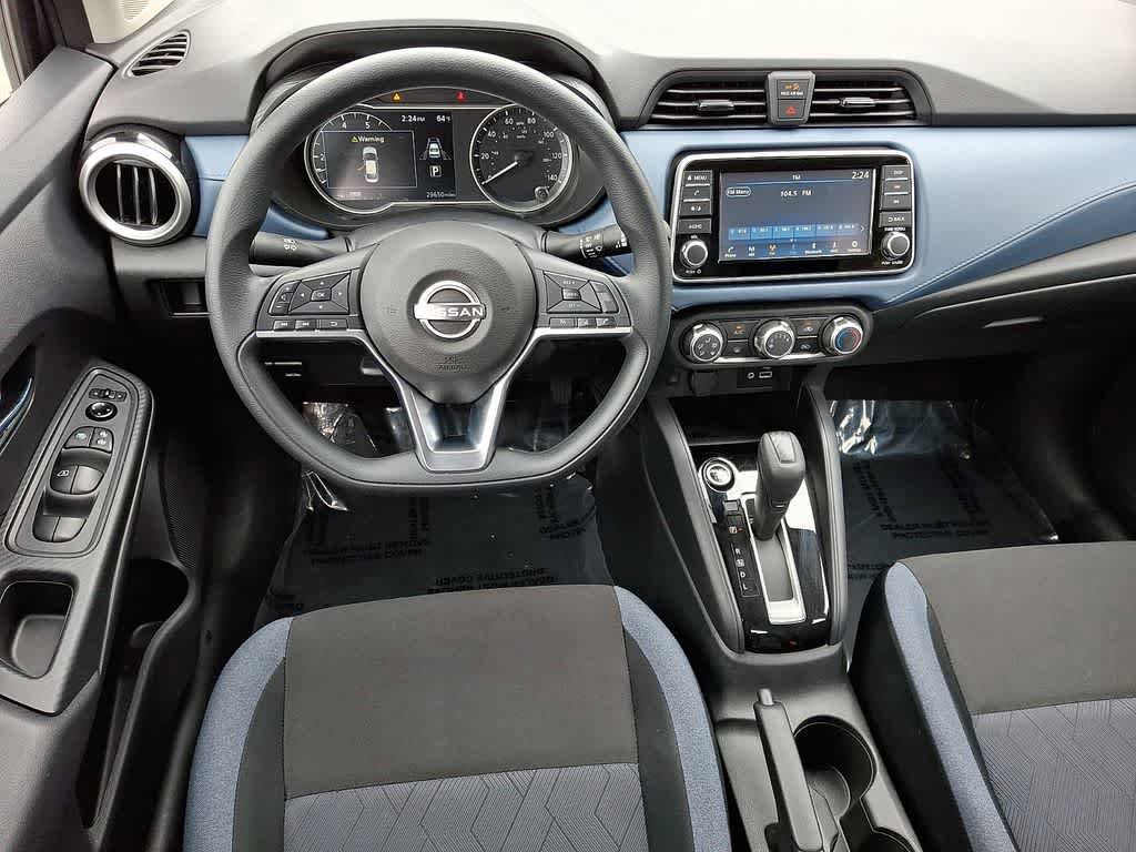 Used 2025 Nissan Versa SV FWD image 10