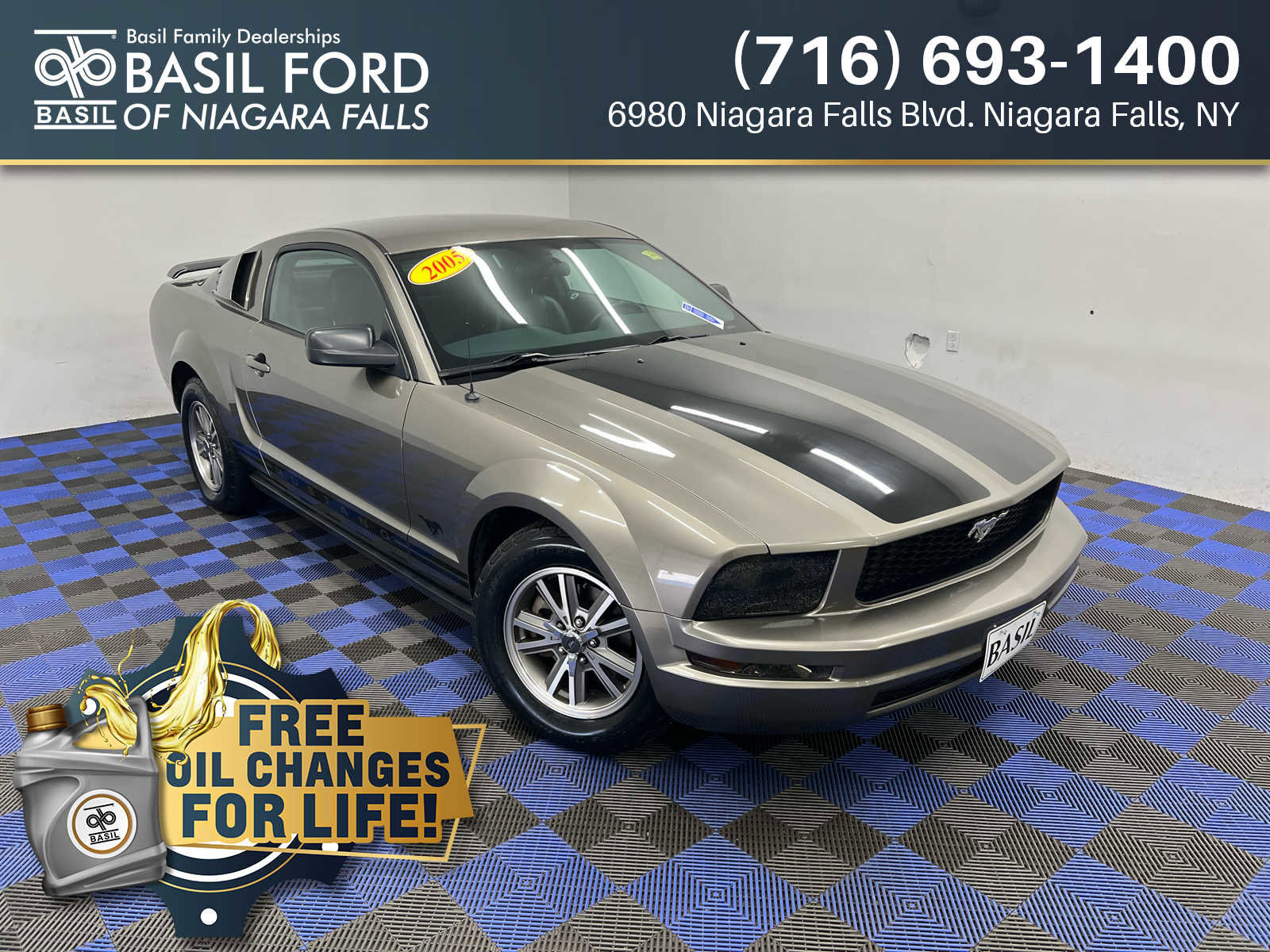 Used 2005 Ford Mustang Deluxe