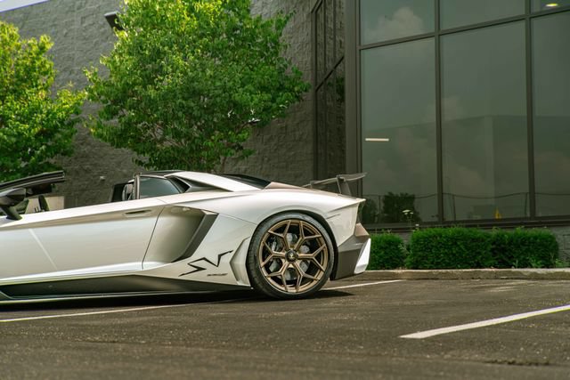 Used 2016 Lamborghini Aventador LP 750-4 Superveloce AWD/4WD image 35