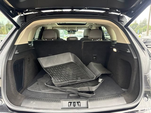 Used 2023 Lincoln Corsair AWD w/ Equipment Group 101A image 5