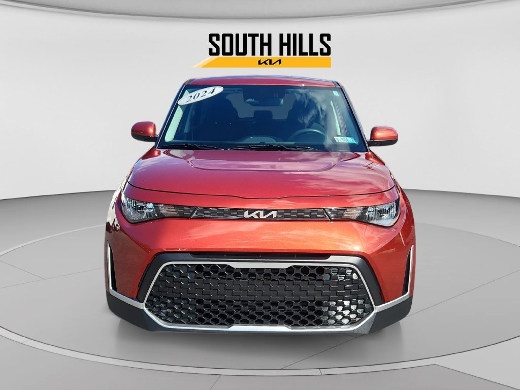 Certified 2024 Kia Soul LX w/ LX Technology Package FWD image 2