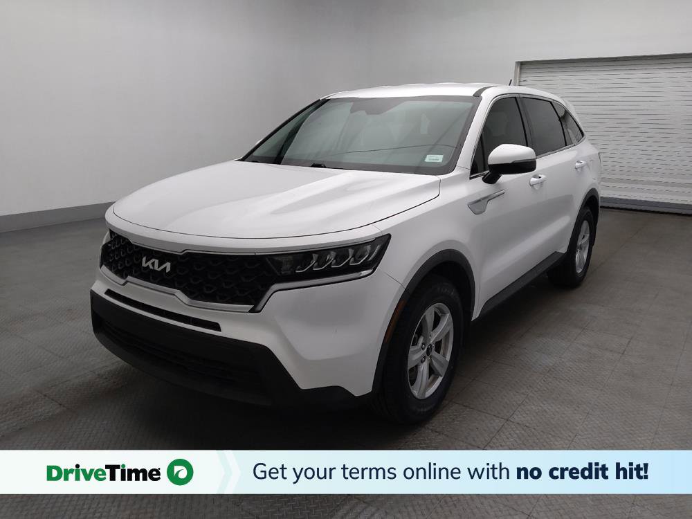 Used 2023 Kia Sorento LX image 1
