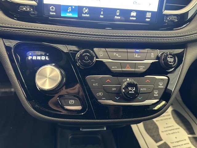 New 2026 Chrysler Pacifica Select image 35