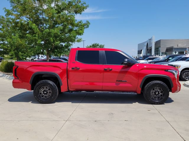 Used 2025 Toyota Tundra SR5 w/ SR5 Convenience Package AWD/4WD image 2